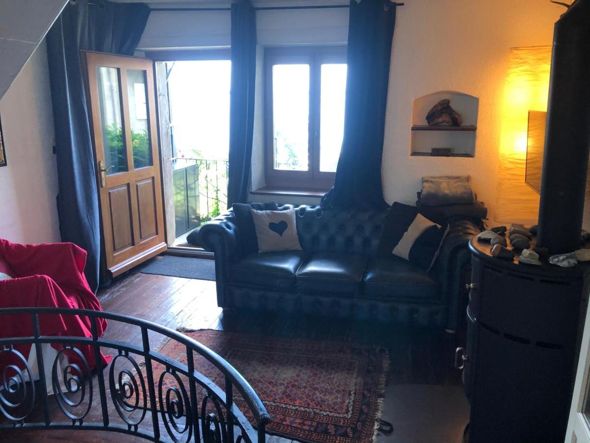 A Room With A View - Maisonnette Dans Bourg Medieval Au Bord Du Lac Leman Yvoire Exteriér fotografie